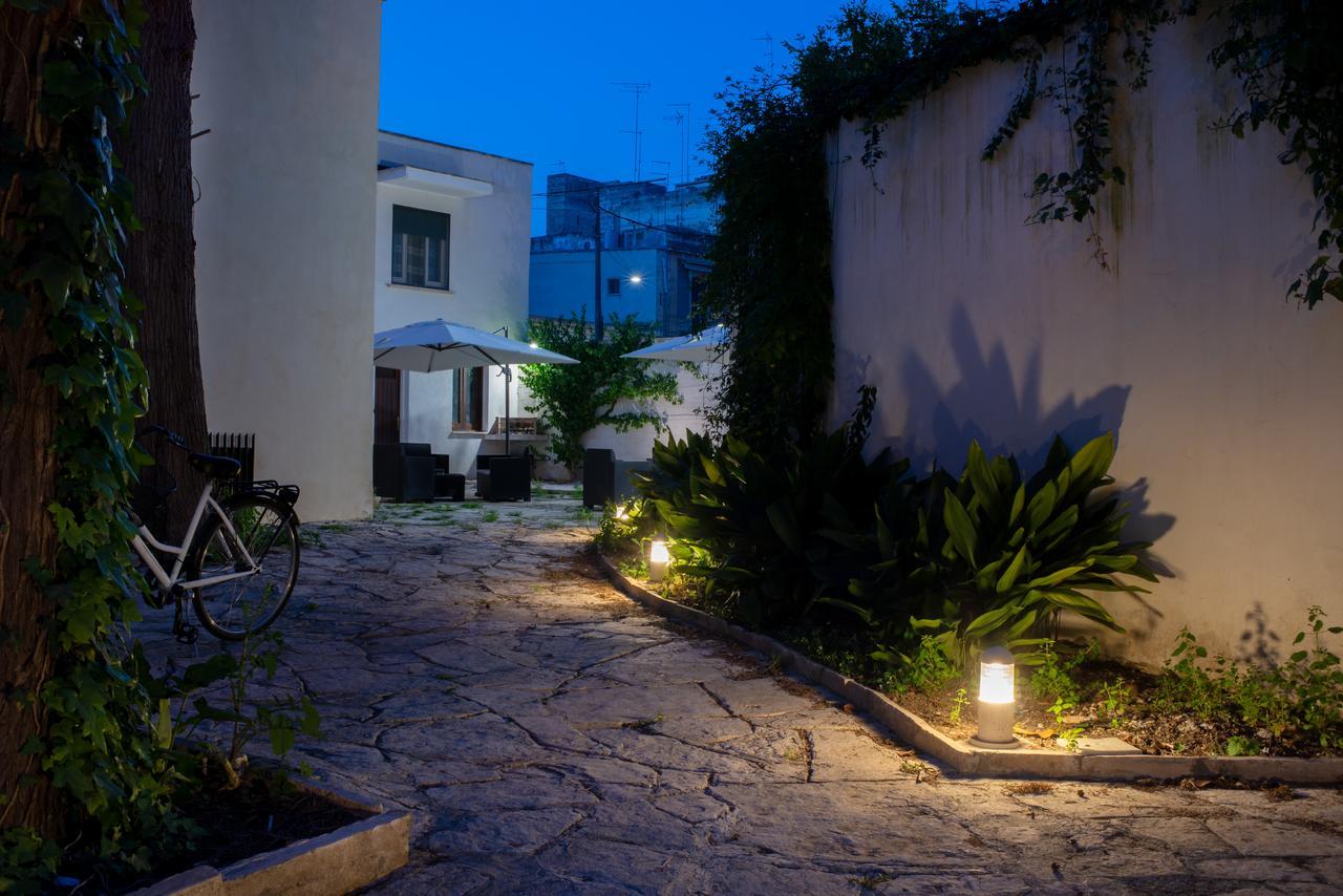 Villa Domus Salento Suites & Rooms Con Parcheggio Privato In Loco 레체 외부 사진