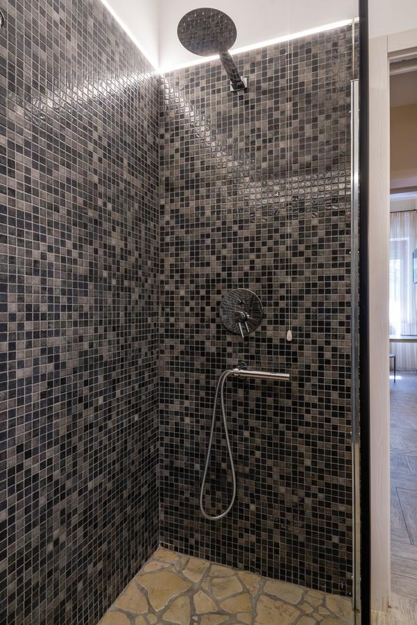 Villa Domus Salento Suites & Rooms Con Parcheggio Privato In Loco 레체 외부 사진