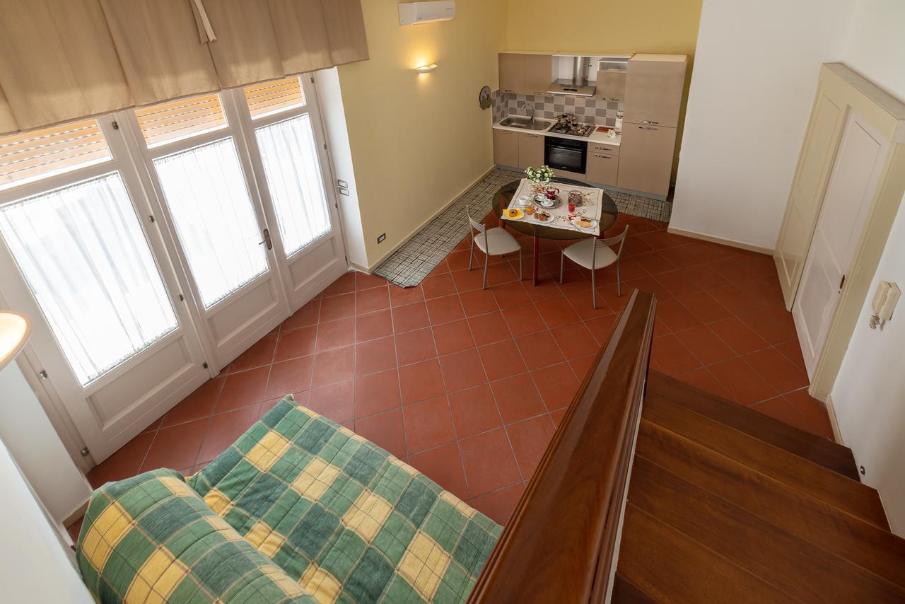 Villa Domus Salento Suites & Rooms Con Parcheggio Privato In Loco 레체 외부 사진