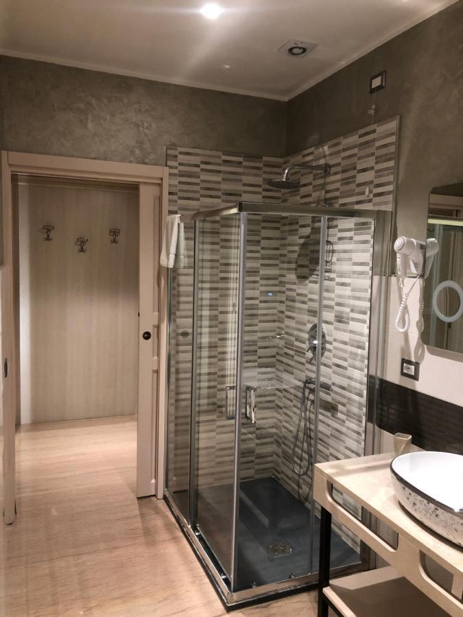 Villa Domus Salento Suites & Rooms Con Parcheggio Privato In Loco 레체 외부 사진